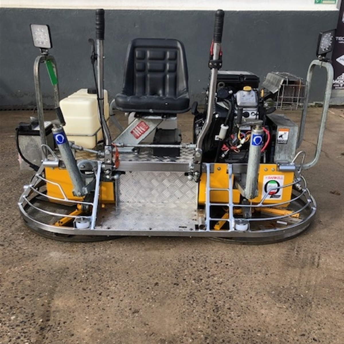 Used Barikell 30&quot; Petrol Ride on power Trowel #139
