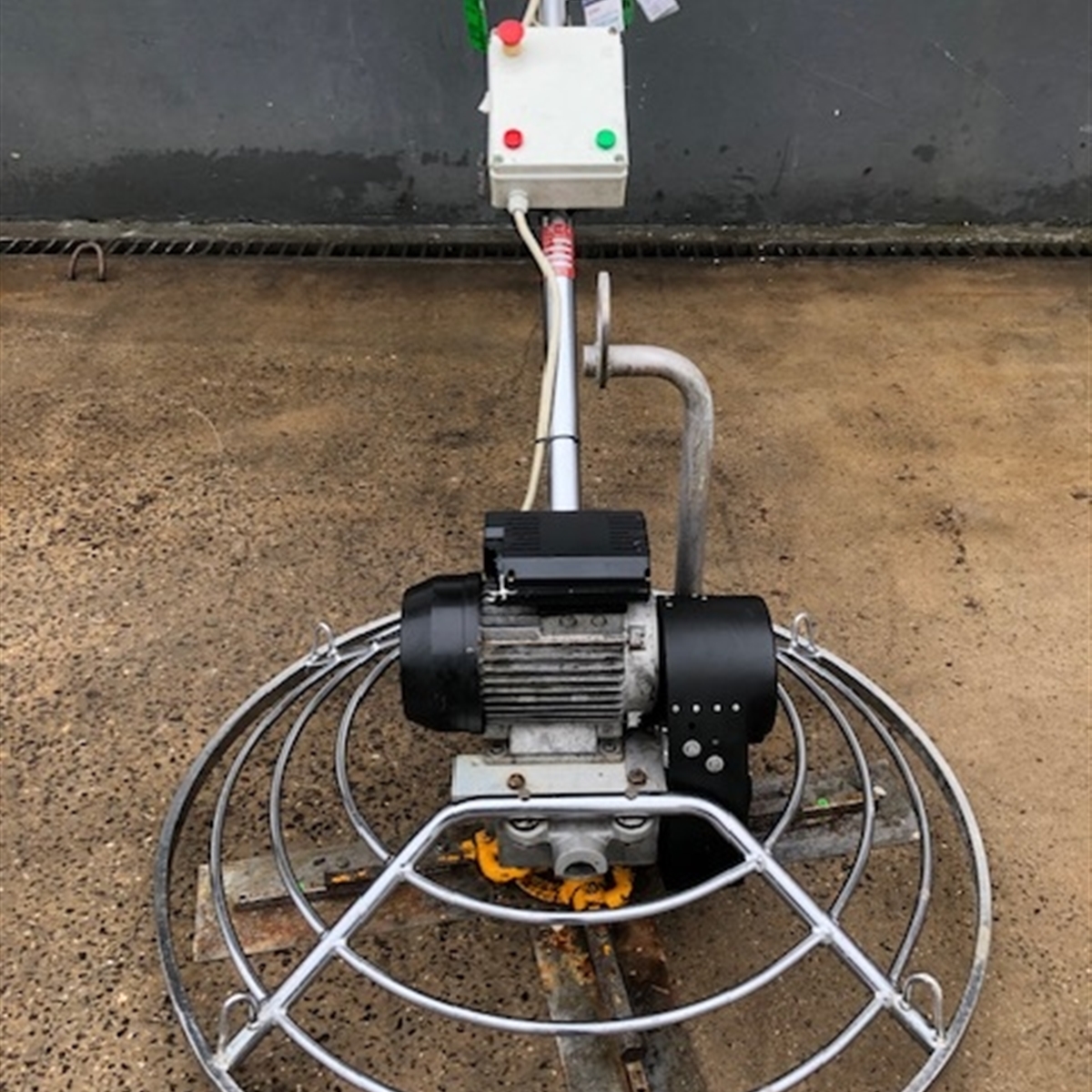 Used Barikell 36&quot; Electric Pedestrian Trowel BK118