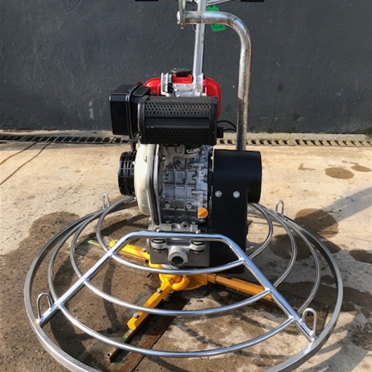Used Barikell 36&quot; Diesel Pedestrian Trowel BK142D
