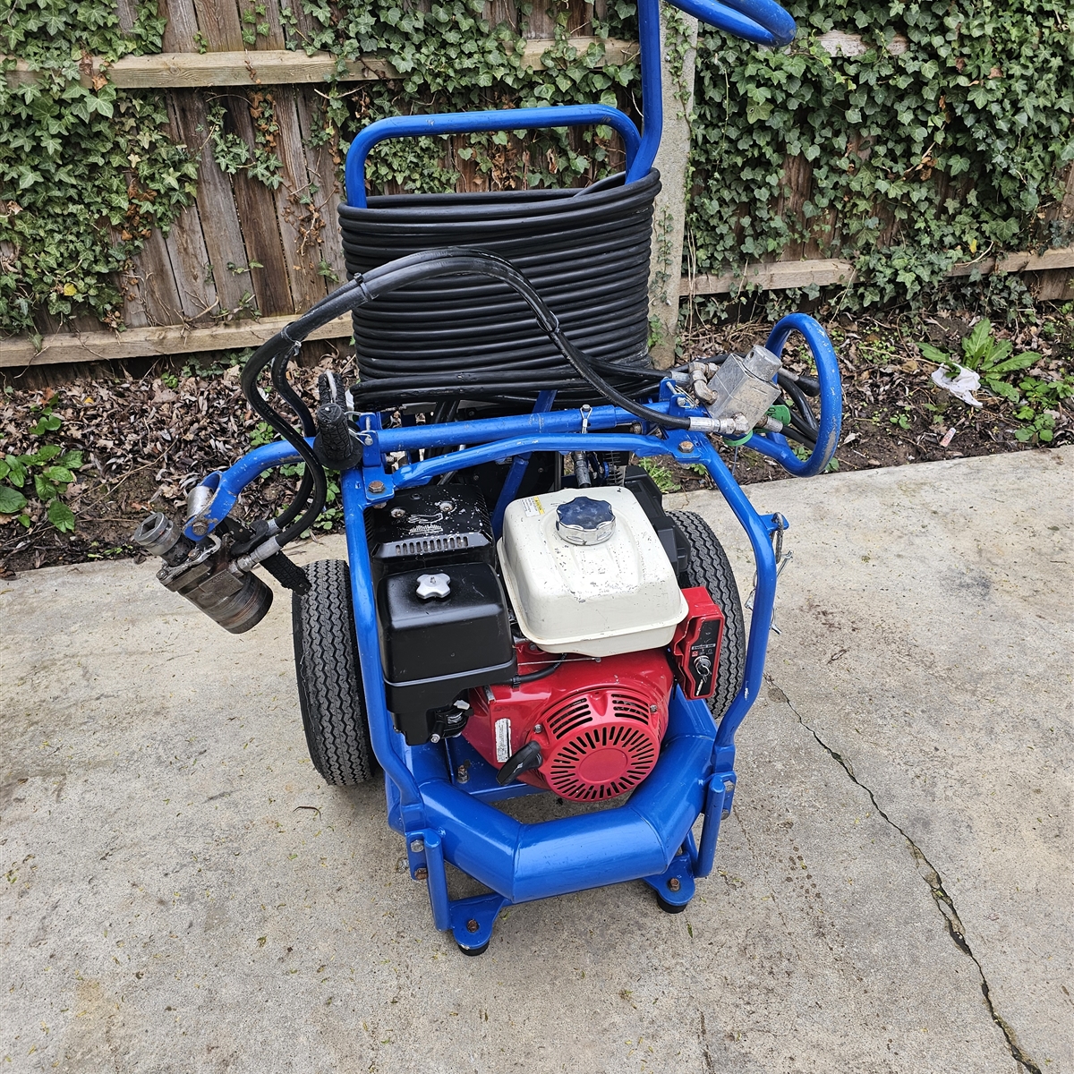 Used  Bunyan Striker Petrol HY3362