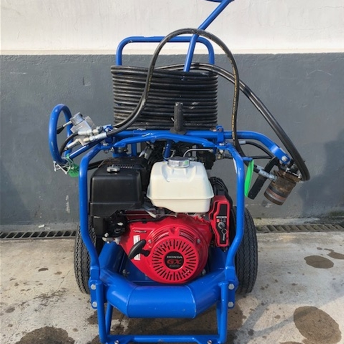 Used  Bunyan Striker Petrol HY3986