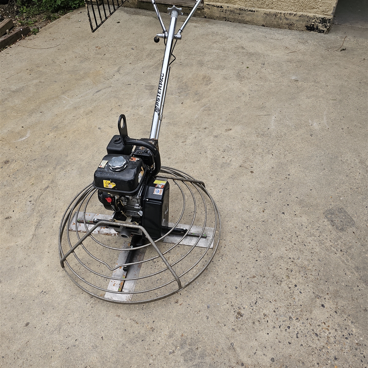 Used Masterpac 36&quot; Petrol Pedestrian Trowel MP144