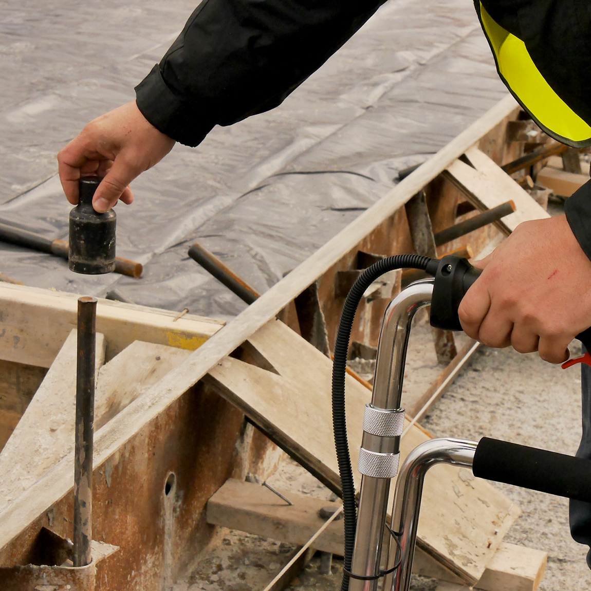 Hit the ground running with this stake planting pin pusher which will speed up your concrete form work set-up. Setting up your form work has never been easier, safer or faster. Available from Speedcrete, United Kingdom.